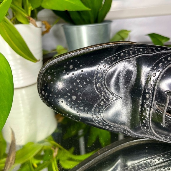 Bostonian Wingtip Oxford Leather Black Dress Shoes (EUC)​​​ - Picture 4 of 16